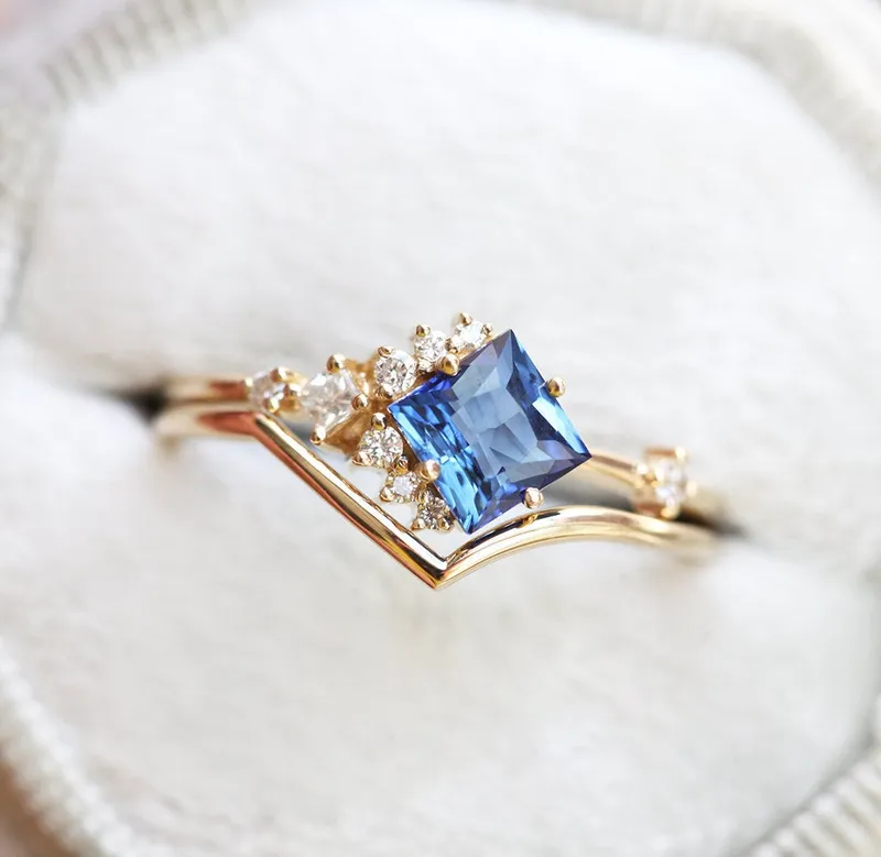 Aimee Square Sapphire Diamond Cluster Ring vy 3