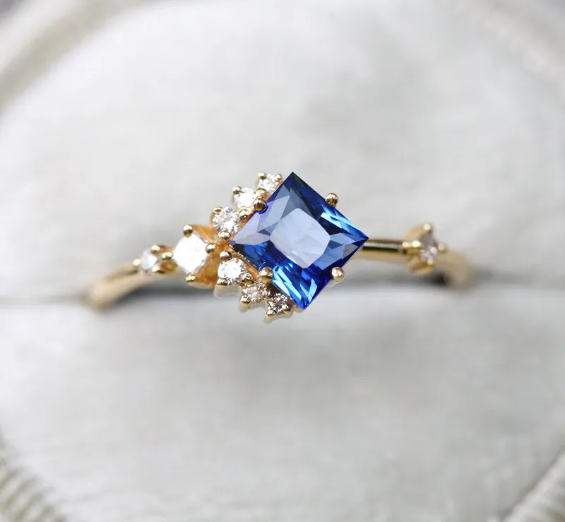 Aimee Square Sapphire Diamond Cluster Ring vy 5