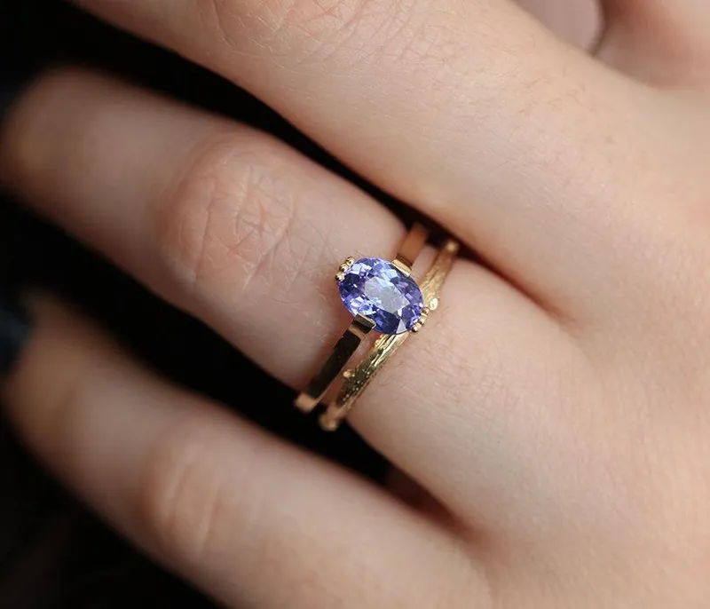 ALISSON OVAL TANZANITE RING view 4