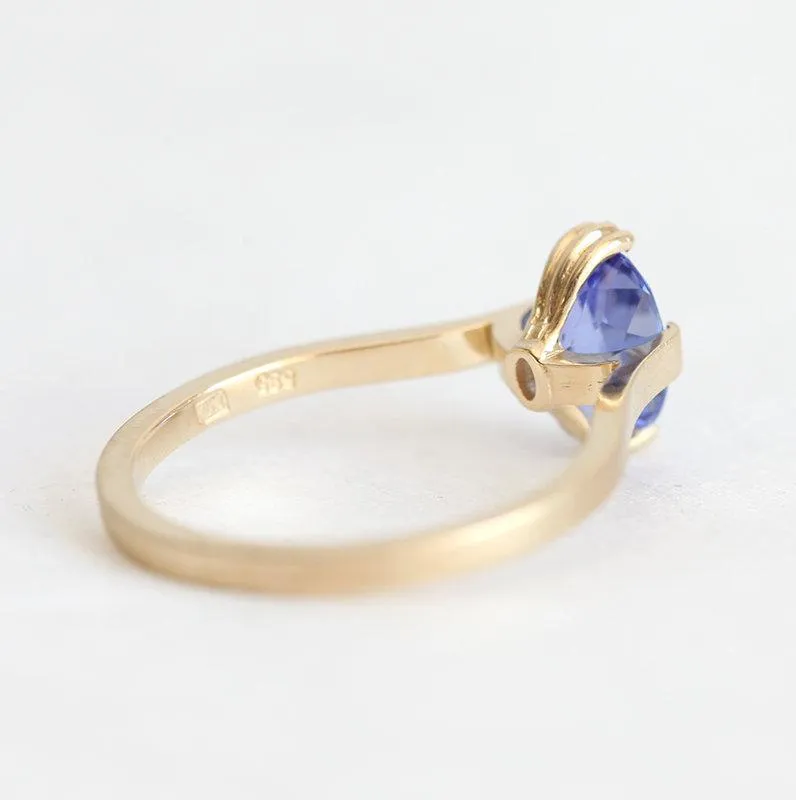 ALISSON OVAL TANZANITE RING view 6