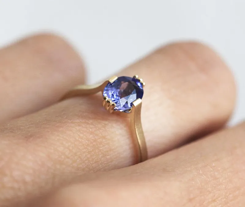ALISSON OVAL TANZANITE RING view 9