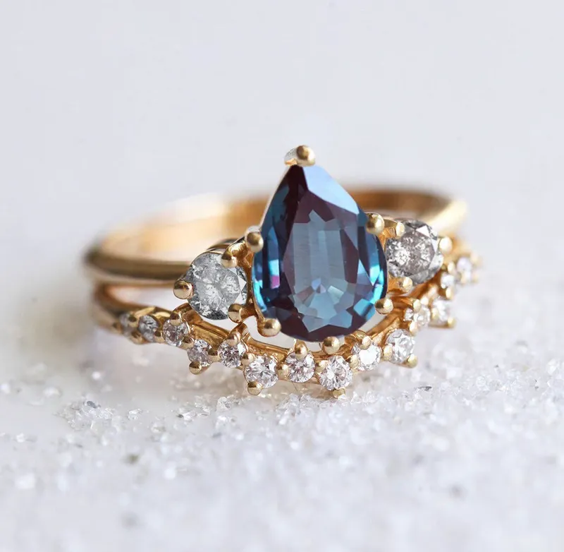 Alva Pear Alexandrite Ring Set view 5