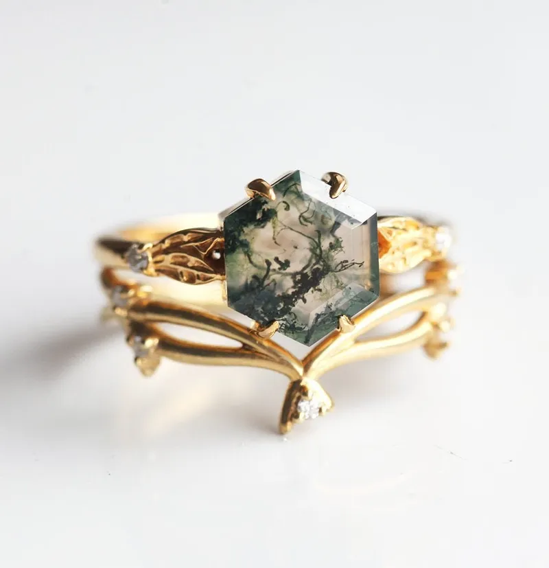 Alyssa Moss Agate Ring Set green engagement ring