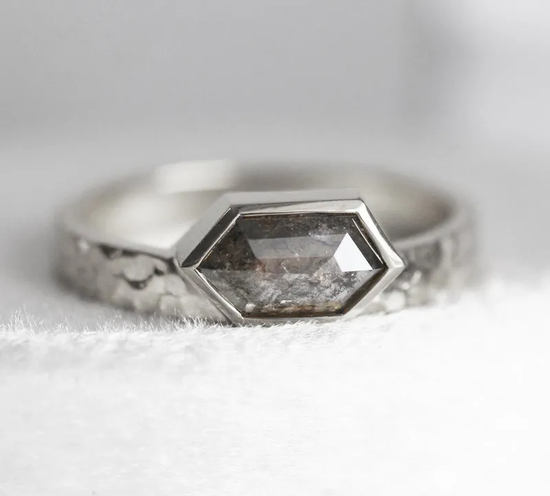 Amber Hexagon Salt & Pepper Diamond Ring vy 8