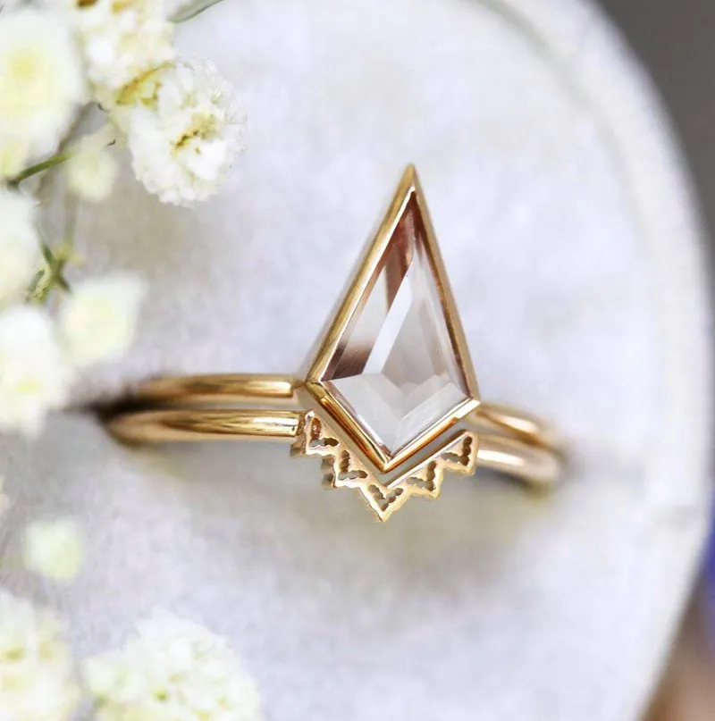 Anahi Kite Morganite Ring Set view 10