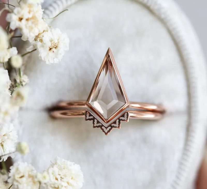 Anahi Kite Morganite Ring Set view 4