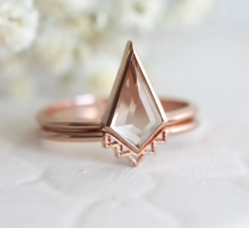 Anahi Kite Morganite Ring Set view 7