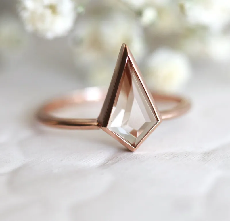 Anahi Kite Morganite Ring Set view 9