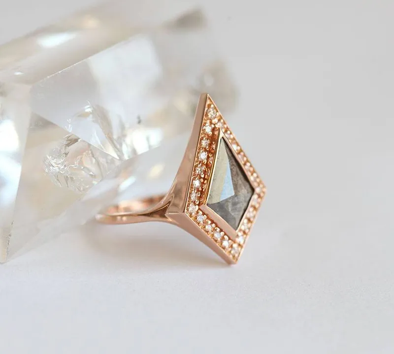 ANDREA KITE SALT & PEPPER DIAMOND RING vy 5
