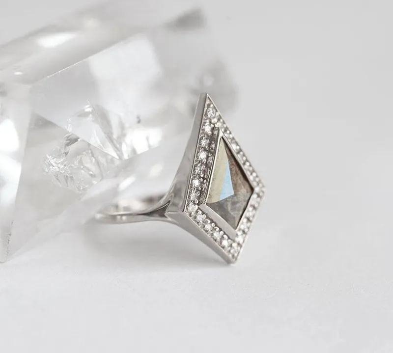 ANDREA KITE SALT & PEPPER DIAMOND RING vy 9
