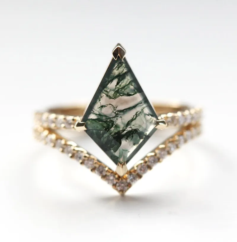 ANNA MOSS AGATE AND DIAMOND KITE RING SET vy 5