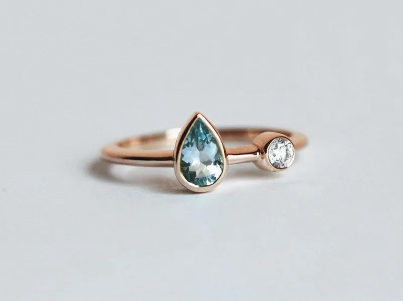 AQUAMARINE TEARDROP ENGAGEMENT RING WITH SOLITAIRE DIAMOND view 5