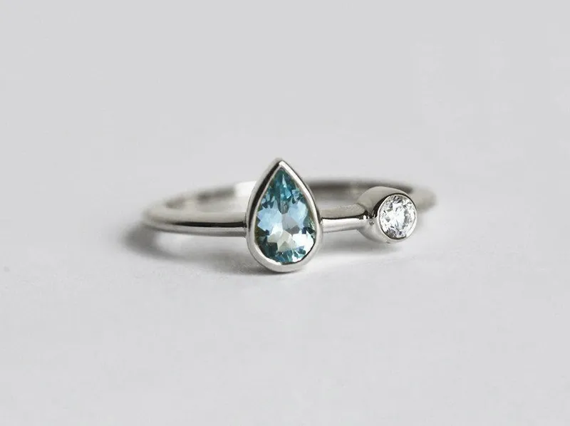AQUAMARINE TEARDROP ENGAGEMENT RING WITH SOLITAIRE DIAMOND view 6