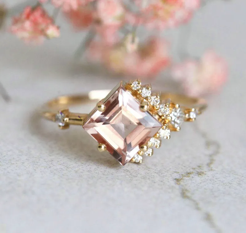 ARIA PEACH MORGANITE & DIAMOND CLUSTER RING vy 11