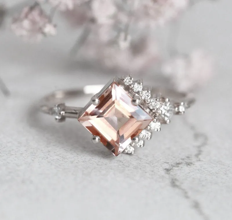 ARIA PEACH MORGANITE & DIAMOND CLUSTER RING vy 12