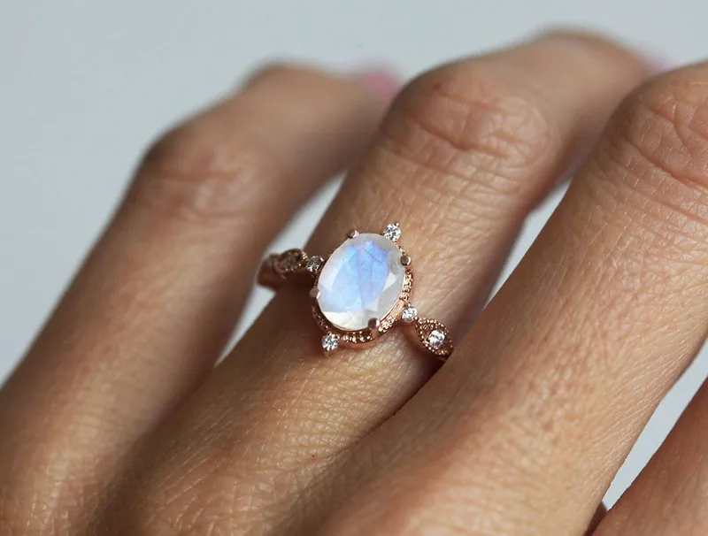 ARYA BLUE MOONSTONE RING, OVAL MOONSTONE RING view 6