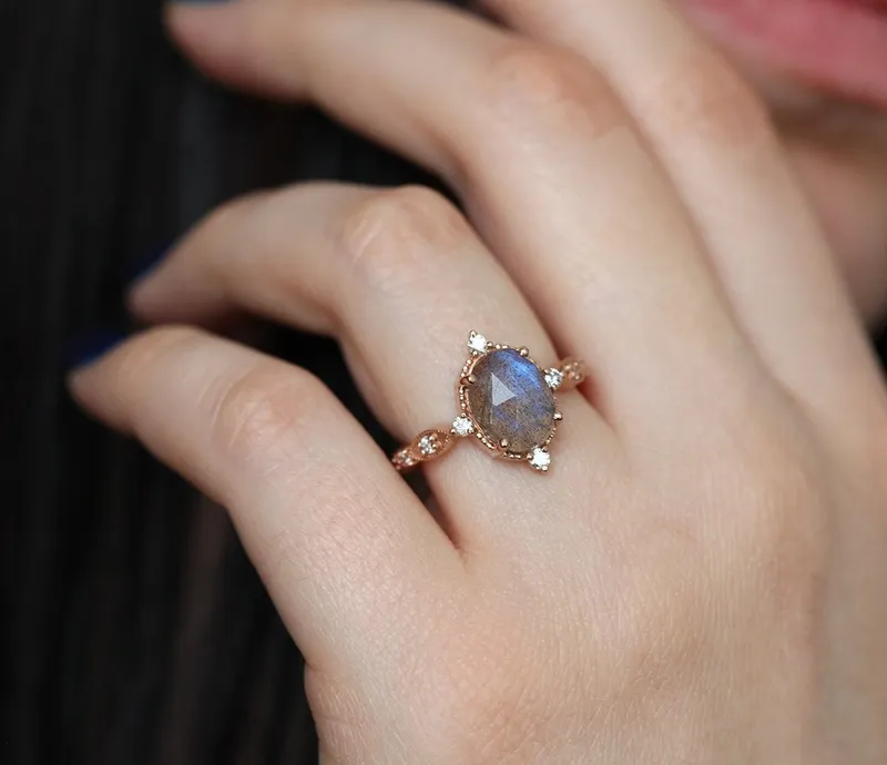 ARYA VINTAGE INSPIRED LABRADORITE RING vy 4