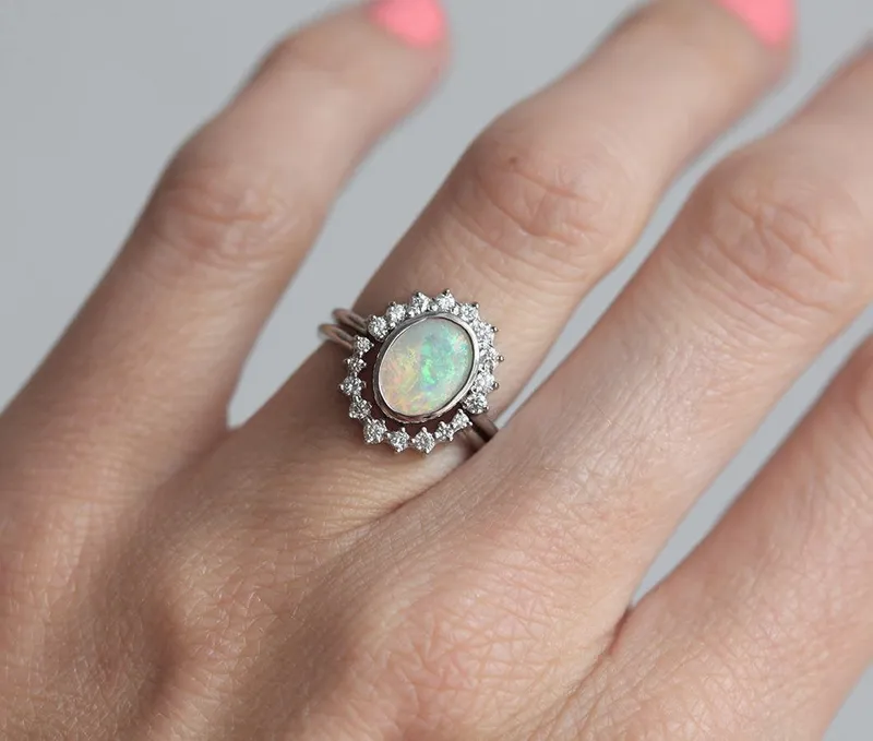 Ashanti Oval Opal Ring Set vy 2