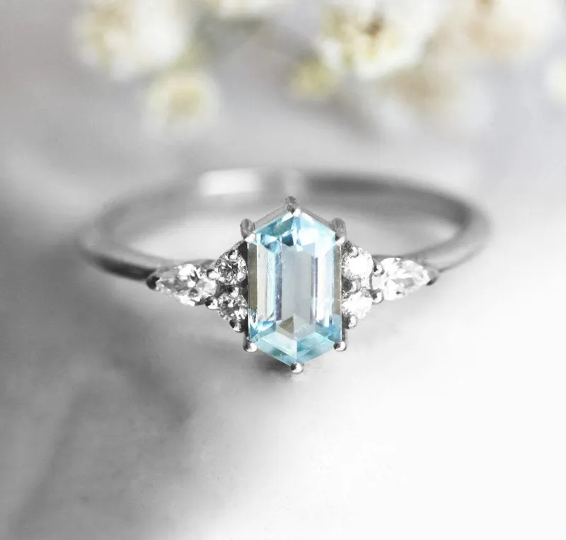 ASHLEY HEXAGON AQUAMARINE RING view 8