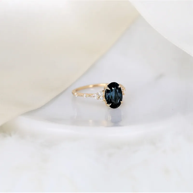 2.97ct Aspen 14kt Gold Ocean Teal Sapphire Diamond Minimalist Oval Cluster Ring vy 7