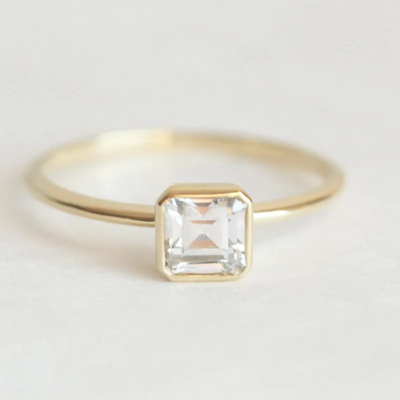 Asscher Diamond Ring vy 3