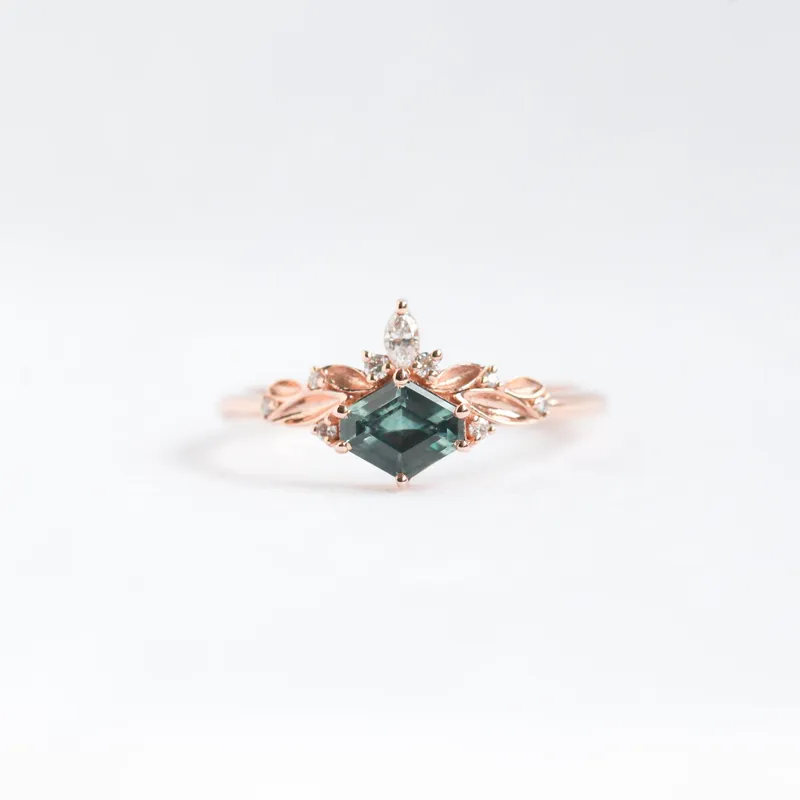 Aurora Shield-Cut Sapphire Ring Set view 11