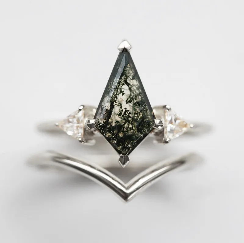 Avery Kite Moss Agate Ring With Chevron Band vy 10