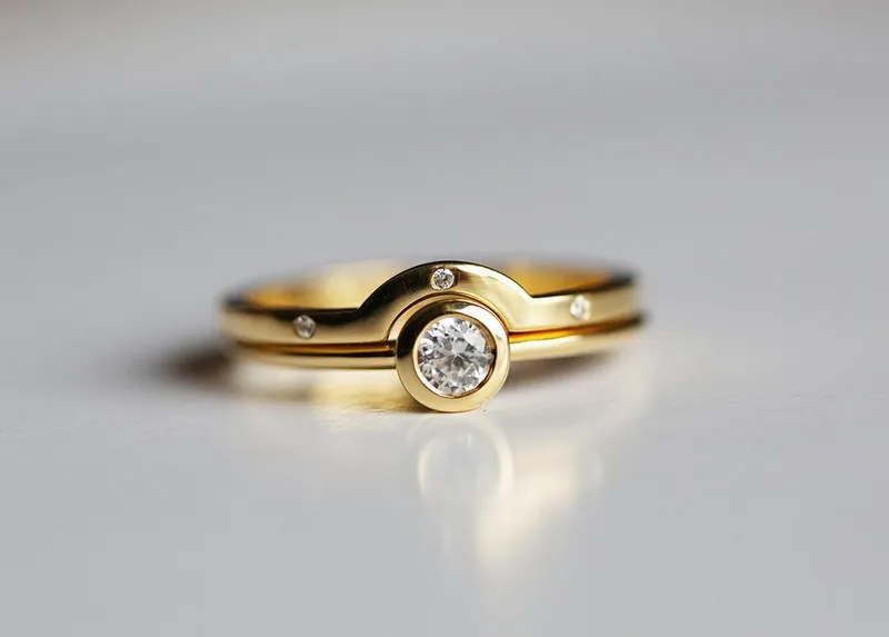 Bezel Diamond Wedding Ring Set With Curved Diamond Band view 5