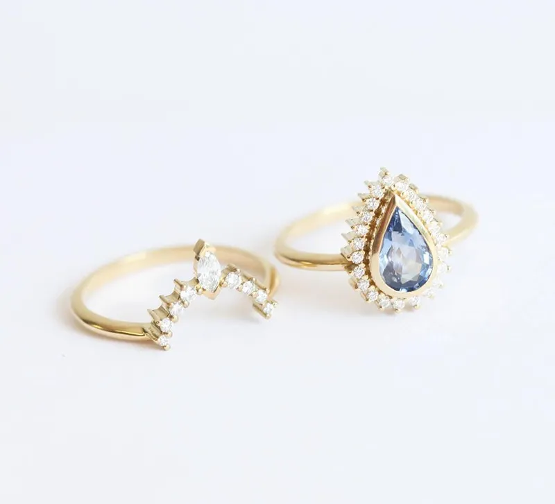 BEA BLUE SAPPHIRE ENGAGEMENT RING SET WITH FULL DIAMOND HALO view 5