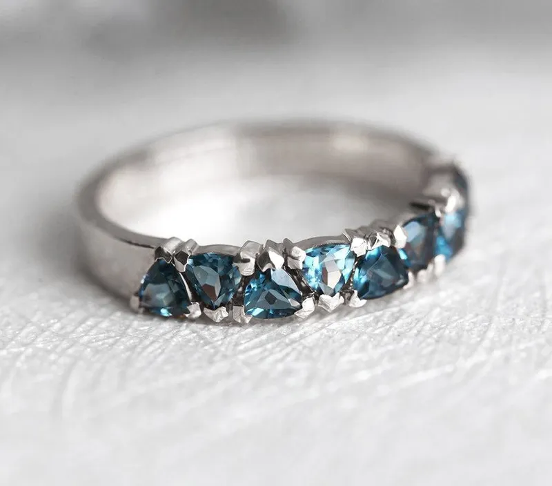BEAU LONDON BLUE TOPAZ RING, BLUE WEDDING BAND vy 11