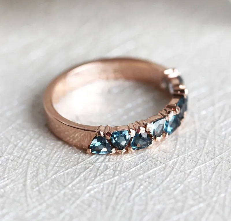BEAU LONDON BLUE TOPAZ RING, BLUE WEDDING BAND vy 7