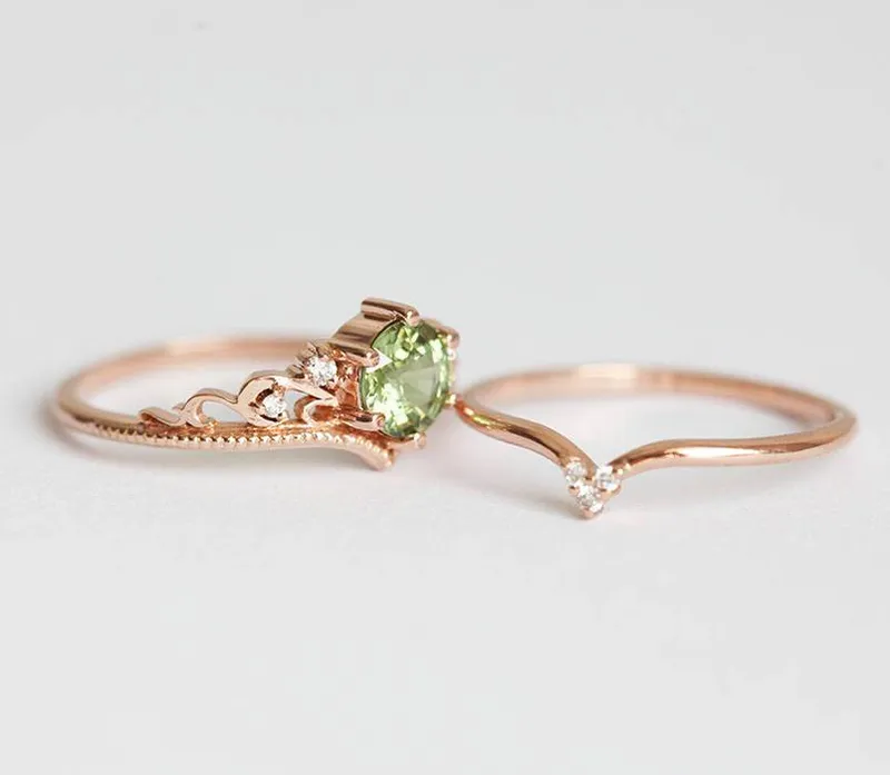 Bella Green Sapphire Diamond Ring vy 4
