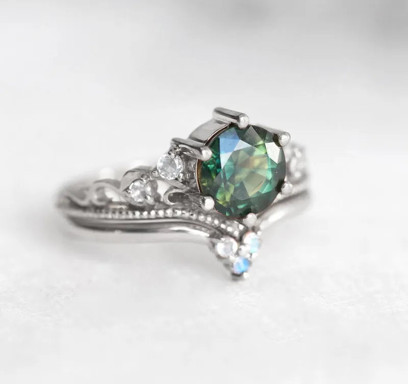 BELLA VINTAGE GREEN SAPPHIRE RING view 8