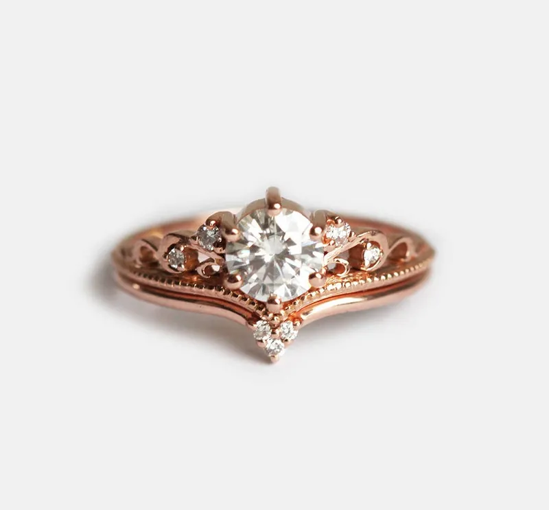 BELLA VINTAGE MOISSANITE AND DIAMOND RING view 4