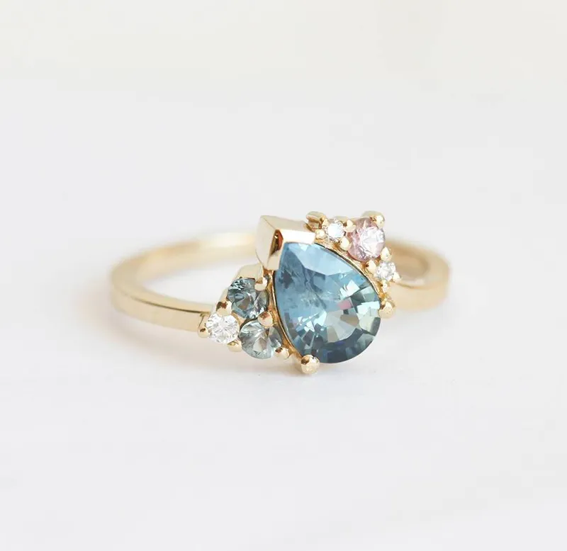 BEVAN PEAR SAPPHIRE CLUSTER RING vy 3