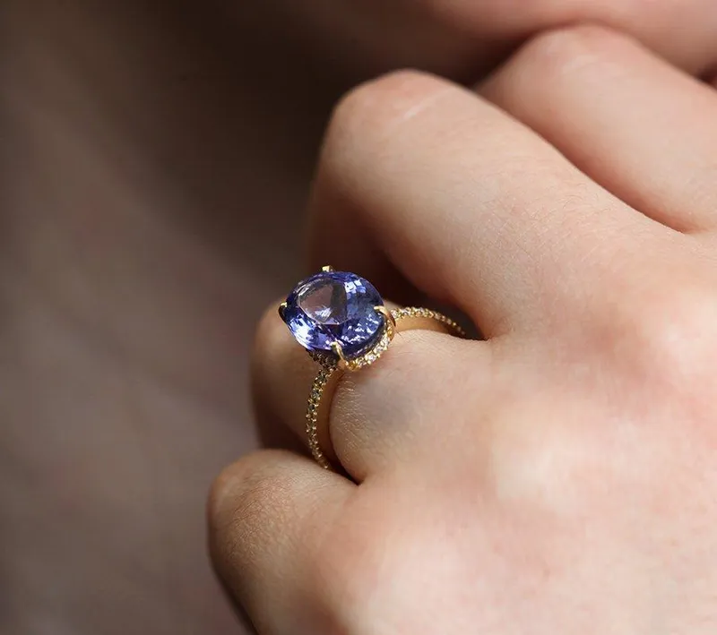 BIRDIE OVAL TANZANITE RING view 6
