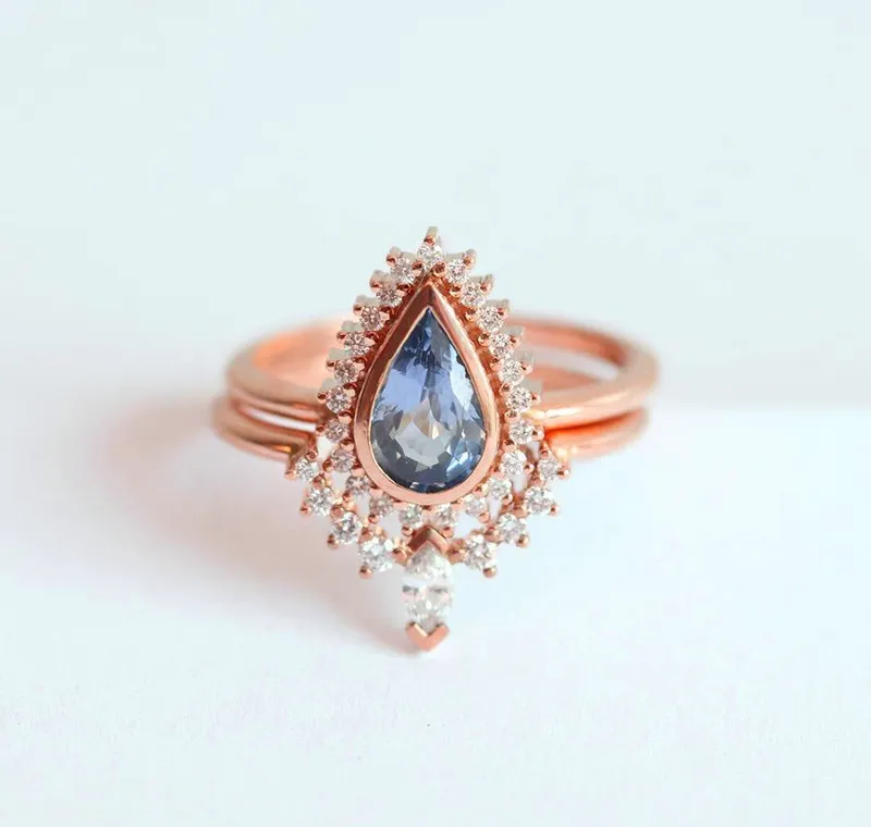 BLUE SAPPHIRE DIAMOND RING SET view 10