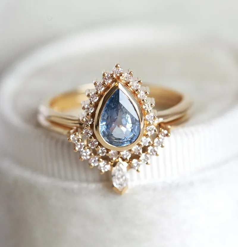 BLUE SAPPHIRE DIAMOND RING SET blue sapphire pear cut engagement ring