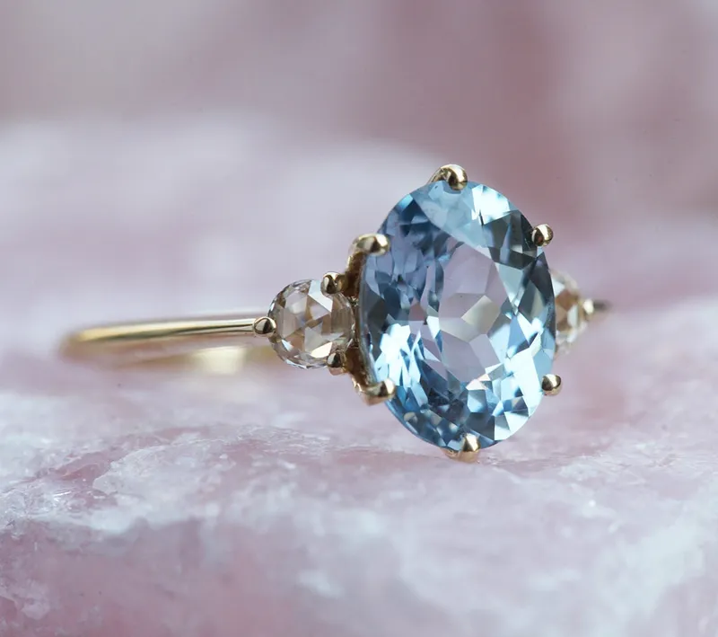 Bluish Sapphire Engagement Ring, Three Stone Sapphire Ring, Oval Sapphire Ring, Blue Engagement Ring vy 3