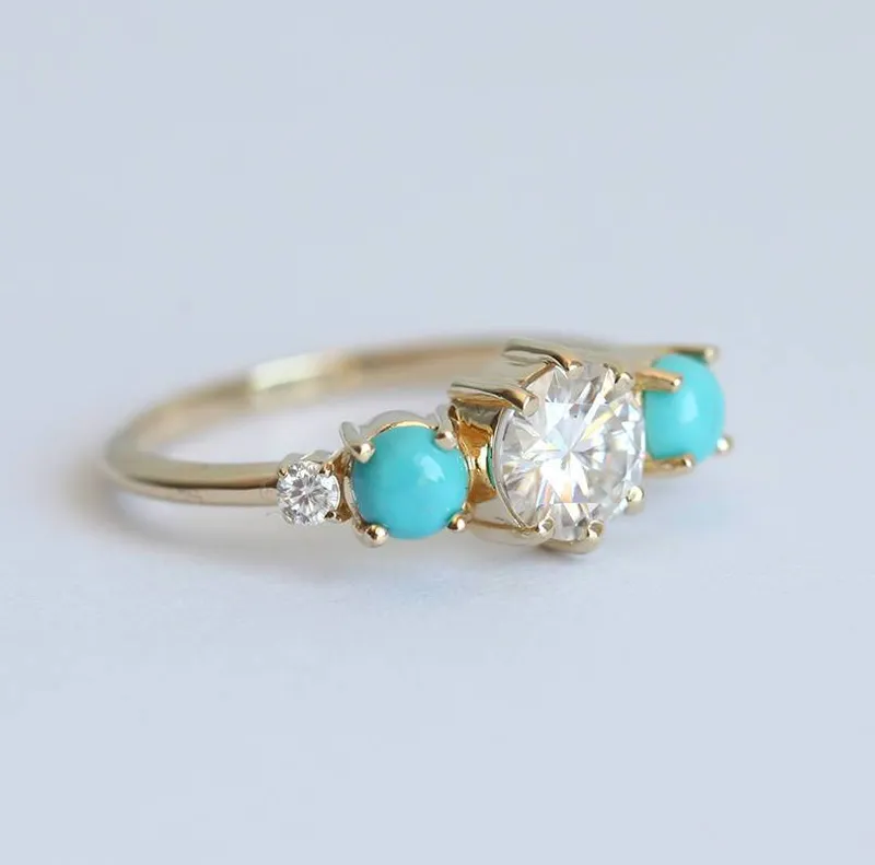 Bowie Round Moissanite Cluster Ring view 5