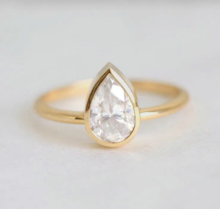 Bree Diamond Ring vy 7