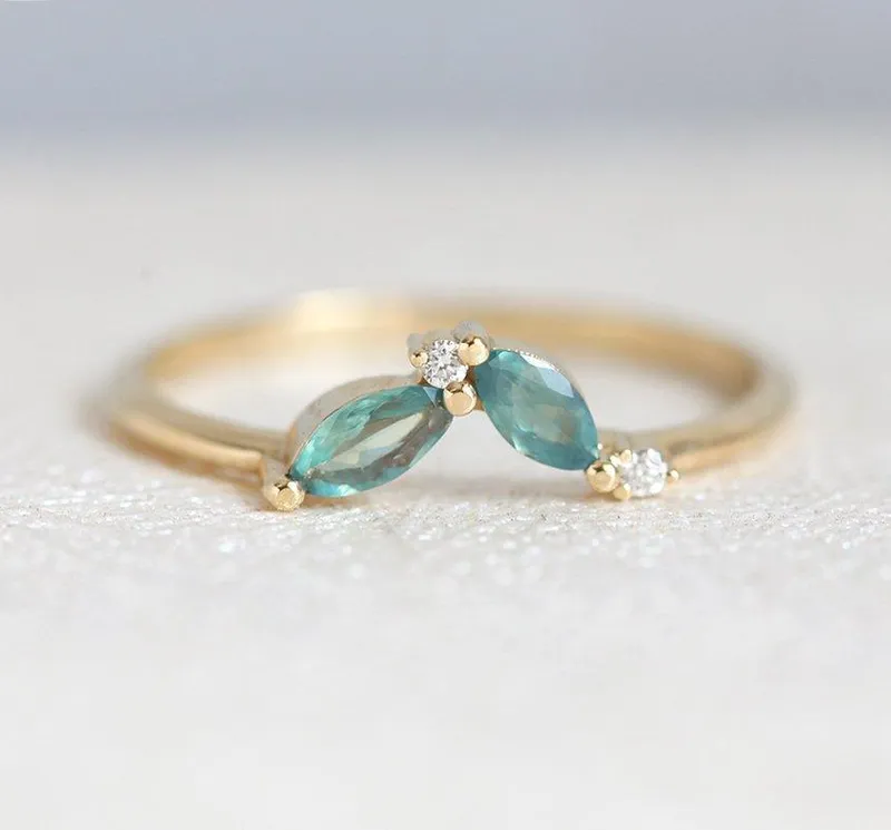 Bridget Alexandrite Ring vy 5