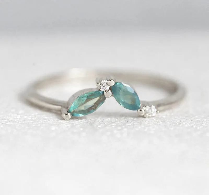 Bridget Alexandrite Ring vy 7