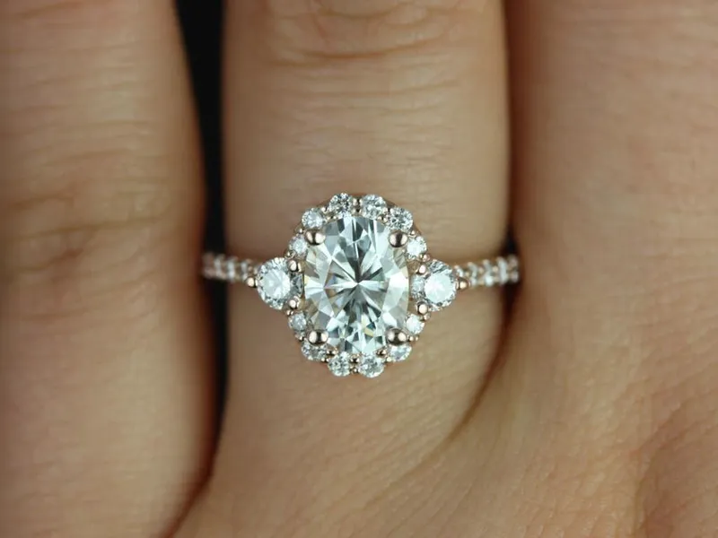 1.50ct Bridgette 8x6mm 14kt Moissanite Diamond Unique Oval Halo Ring vy 2