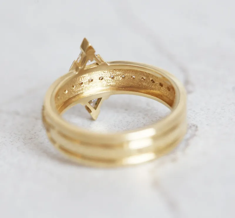 CLARA DIAMOND RING view 7