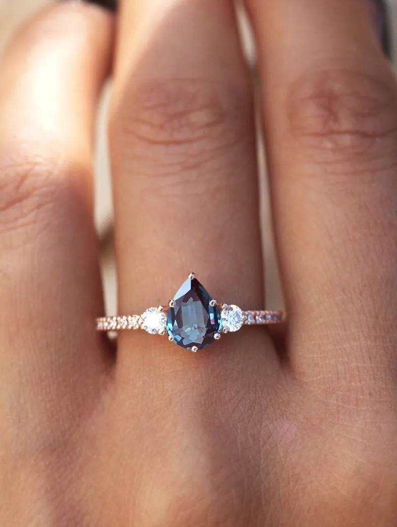 CLAUDIA PEAR ALEXANDRITE RING view 6