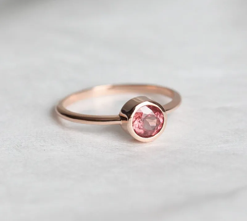Carter Round Garnet Ring vy 4