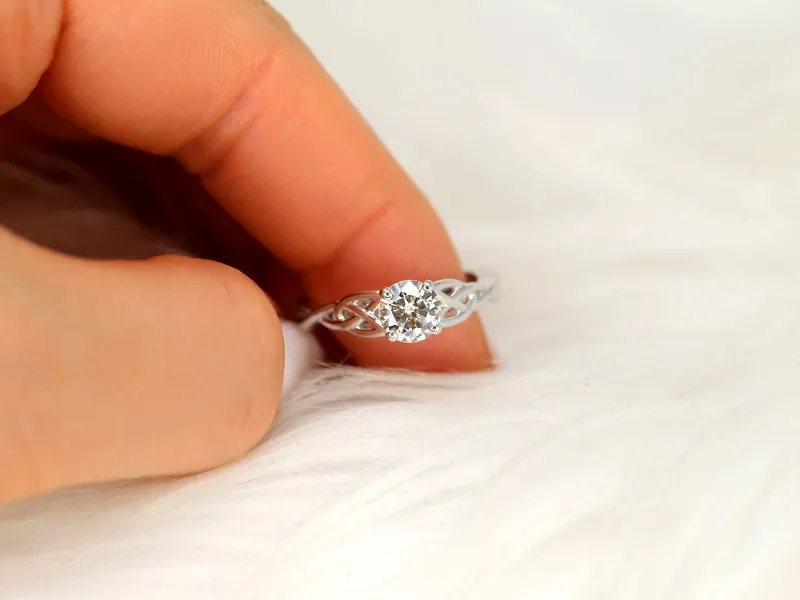 0.75cts Cassidy 6mm 14kt Gold Moissanite Celtic Love Knot Triquetra Round Solitaire Ring vy 5