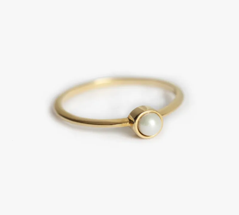 Celia Round Pearl Ring vy 2