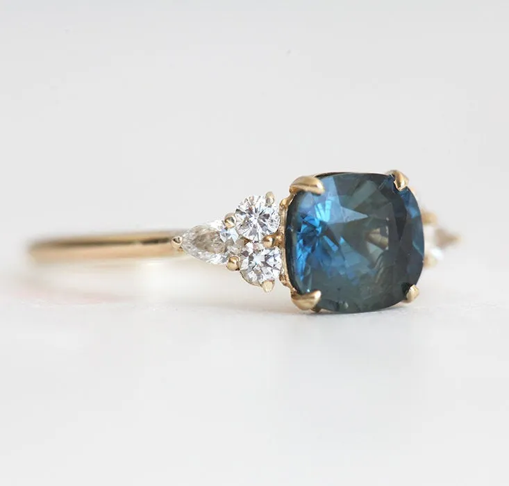 CHARVI CUSHION-CUT SAPPHIRE DIAMOND RING vy 2